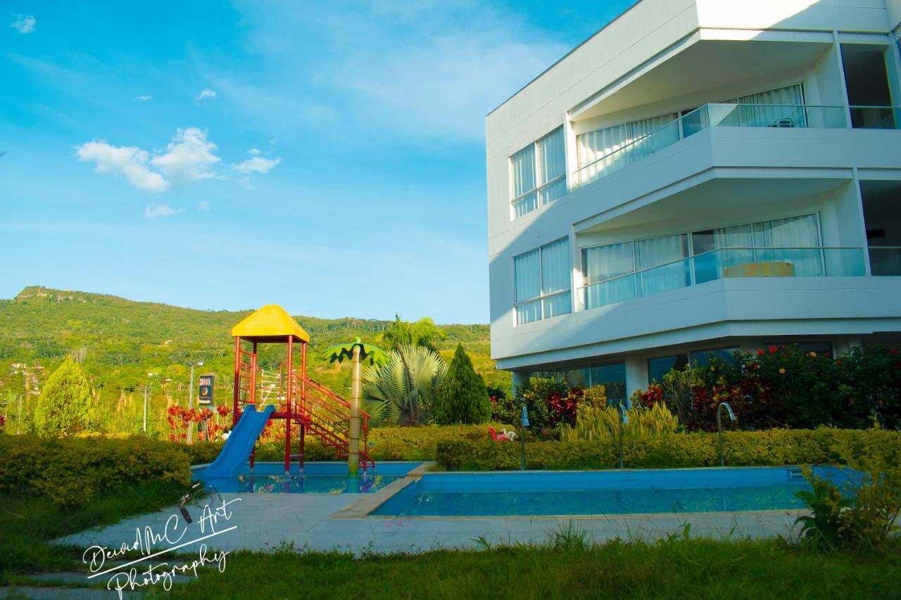 Hotel Palmeras De Luz 莫尼基拉 外观 照片