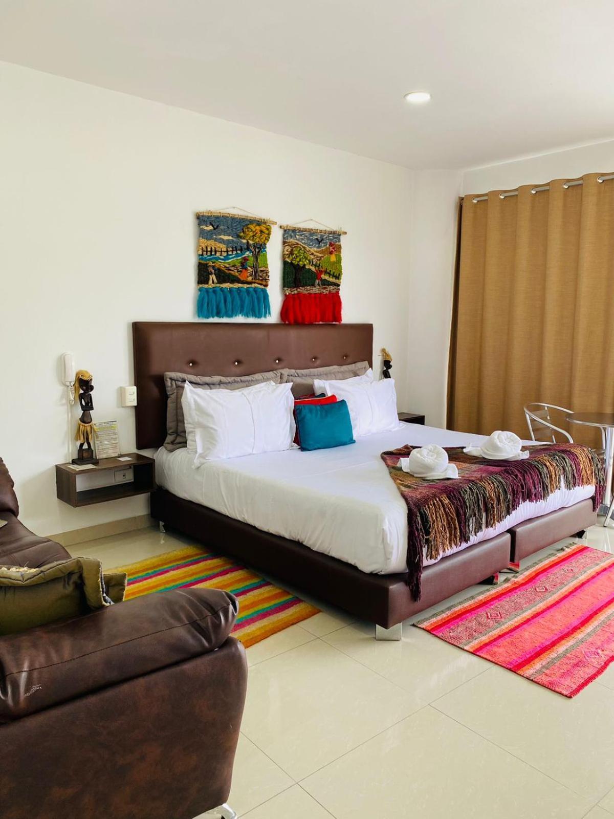 Hotel Palmeras De Luz 莫尼基拉 外观 照片