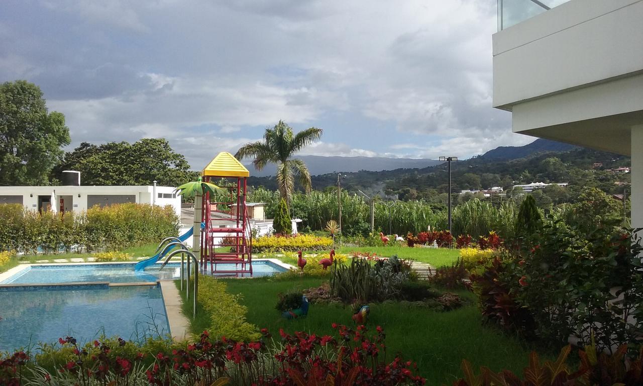 Hotel Palmeras De Luz 莫尼基拉 外观 照片